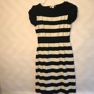 Kenneth Cole New York black and white dress size M